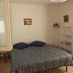 Apartament En Rez-de-chaussee Avec Marche *
