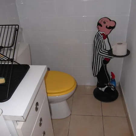 En Rez-de-chaussée Avec Marche Appartement *