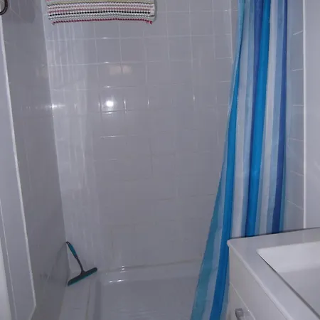 En Rez-de-chaussée Avec Marche * Le Grau-du-Roi